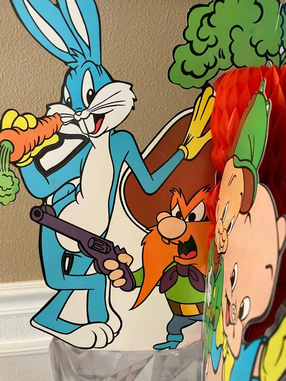 1977 Looney Tunes Carrot Honeycomb Table Centerpiece Bugs Yosemite Porky Sylvest